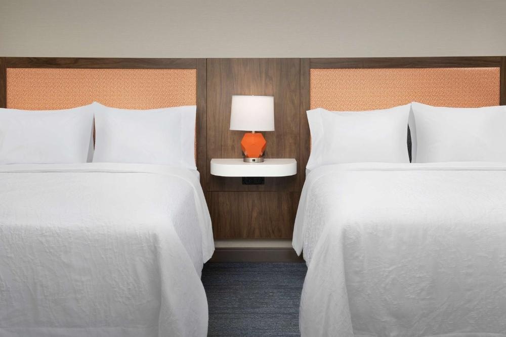 Hampton Inn Baltimore-Downtown-Convention Center Image 24